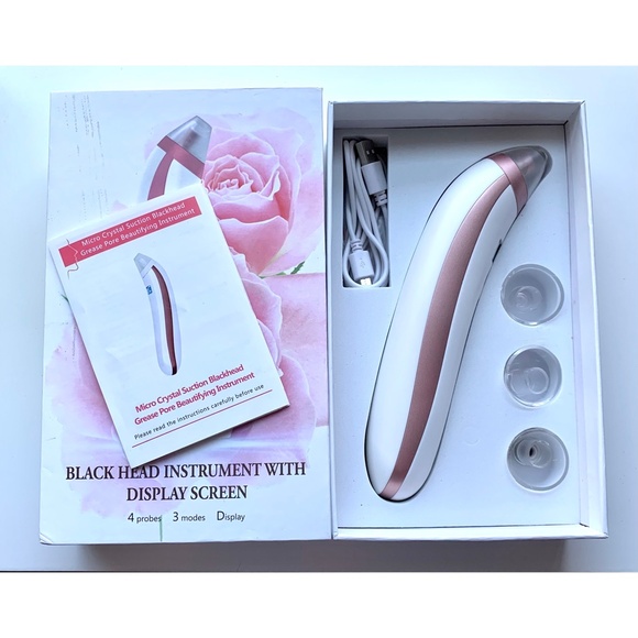 NIB Pore Vacuum Blackhead Remover Extractor Cleaner Suction Facial Rechargeable - Picture 1 of 4